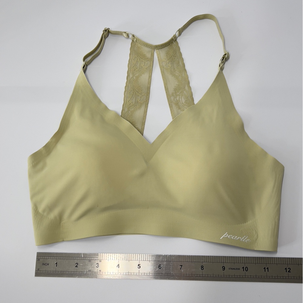 PEARLE Size Small Pull Over Sport Bra Lace Back Straps